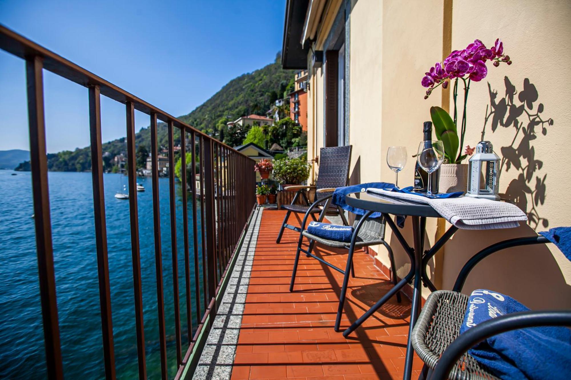 ホテル Darsena Di Riva Grande モルトラージオ エクステリア 写真